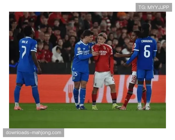 欧足联宣布就那不勒斯球迷种族歧视事件展开正式调查